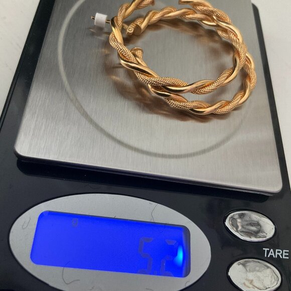 18k solid gold twisted hoop earrings 1.5" - Picture 5 of 7